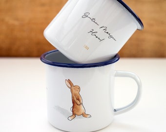Emaille-Tasse mit Hasen, Geschenk Tasse mit zwei niedlichen Hasen, Kaffeetasse, Geschenk, Kindertasse zum Geburtstag, Personalisierbar