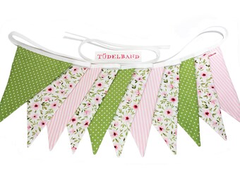 Pennant chain pennant garland ...with 11 pennants...pink...flowered...green...