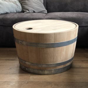 Wine barrel coffee table with wooden lid natural