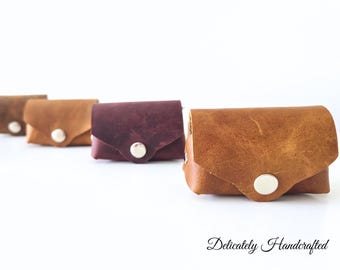 Handmade Genuine Leather Mini Wallet – Cowhide Coin Purse – Keychain Pouch – Gift for Men and Women – Bag and Pocket Accessory