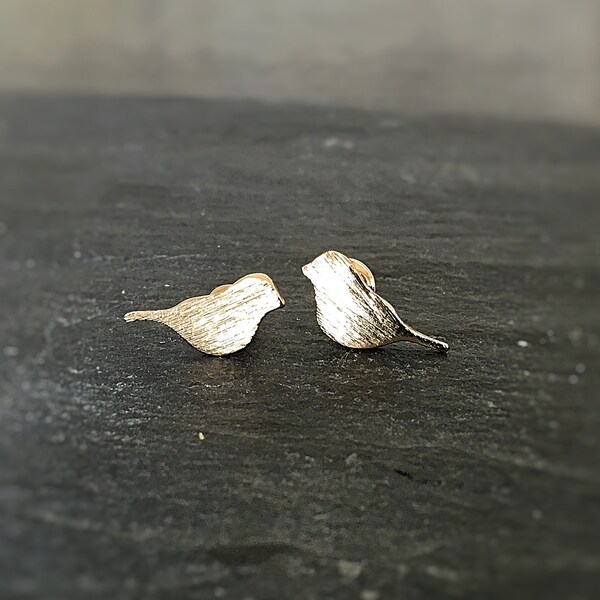 gold-plated stud earrings "birdy"