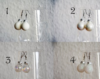 Earrings with christmas tree ball / ball ornament / white / silver / matt / shiny / glittering / glitter / earring / sparkling / glass