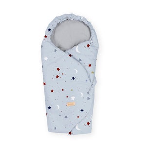 Car seat swaddle Blue sky