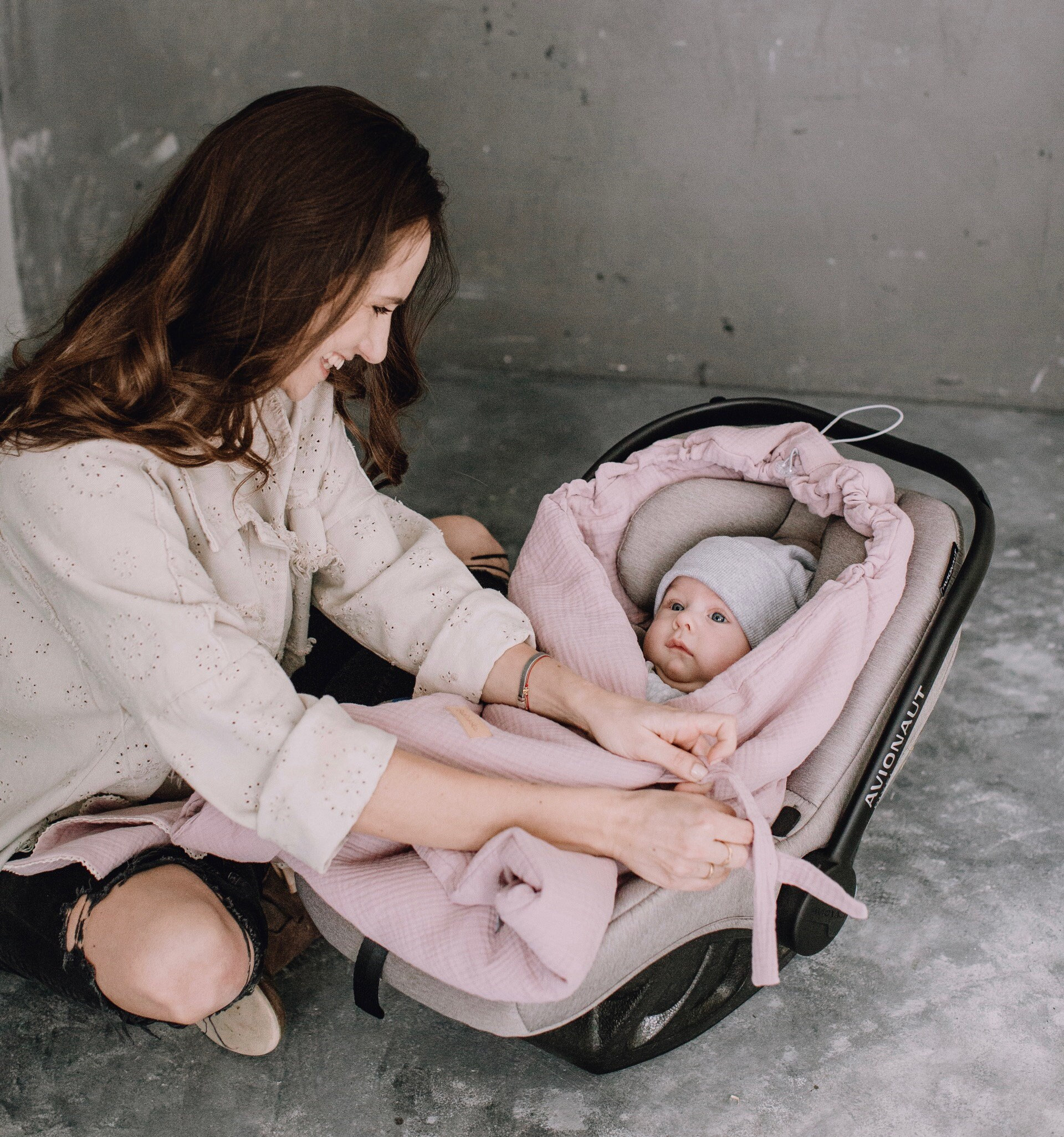 Coperta Mussola sacco ovetto 90x90 cm - swaddle neonato 0-6 mesi o copertina per passeggino bebe per seggiolino auto bambino universale e lavabile Oeko-Tex Gufo Grigio Chiaro