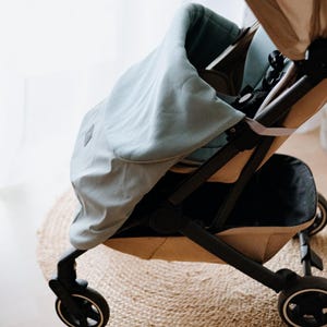 Leichte Kinderwagendecke, Fußdecke, Frühjahr-Sommer 2025, leichter Fußsack leichter Schlafsack / wasserdicht