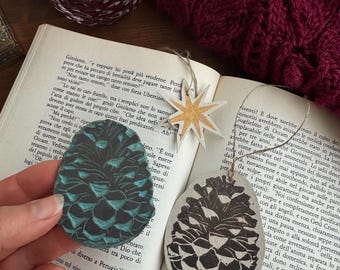 Hand Carved Pine Cone Rubber Stamp – Botanical Block Print Stamp for Fabric, Paper & Craft Projects for Christmas crafting
