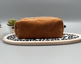 Astuccio in velluto a coste fatto a mano – astuccio per matite | astuccio per cosmetici | astuccio per il trucco in velluto a coste – marrone – perfetto come regalo