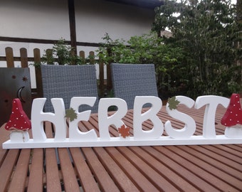 XXL lettering autumn