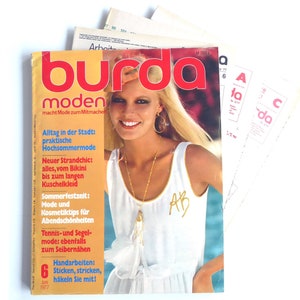 Vintage Burda Moden Magazine magazine 8/1977 sewing pattern booklet Juni 1977