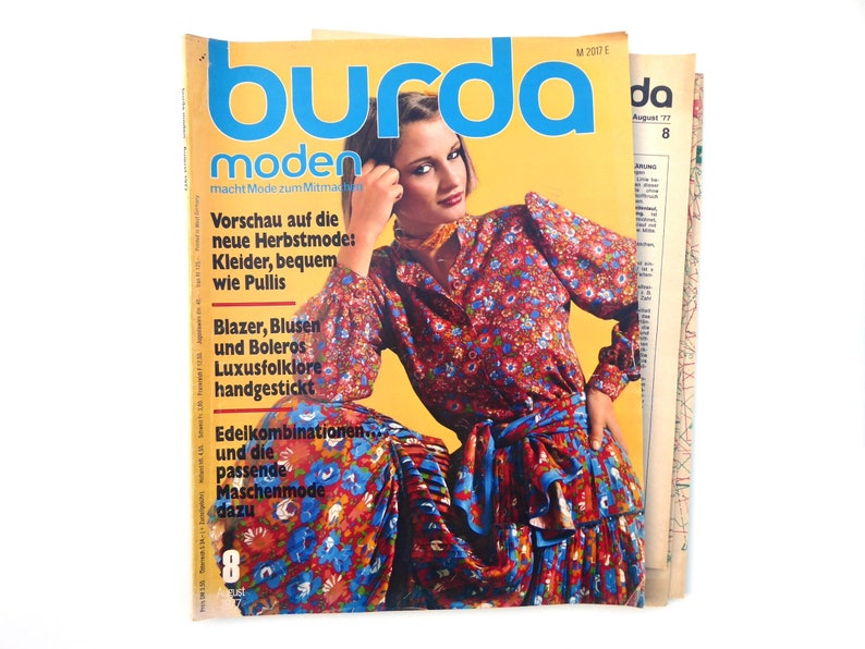 Vintage Burda Moden Magazine magazine 8/1977 sewing pattern booklet August 1977