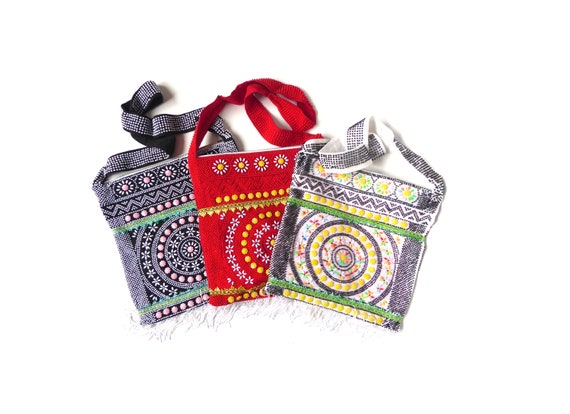 70er Schultertasche "You remind me" Fransen Auswahl