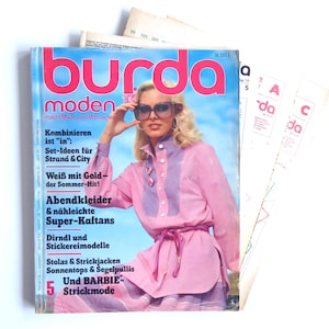 Vintage Burda Moden Magazine magazine 8/1977 sewing pattern booklet Mai 1977