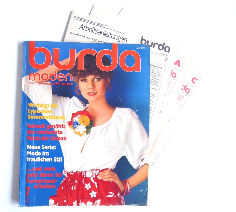 Vintage Burda Moden Magazine magazine 8/1977 sewing pattern booklet Juli 1977