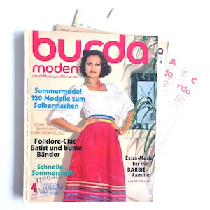 Vintage Burda Moden Magazine magazine 8/1977 sewing pattern booklet April 1977