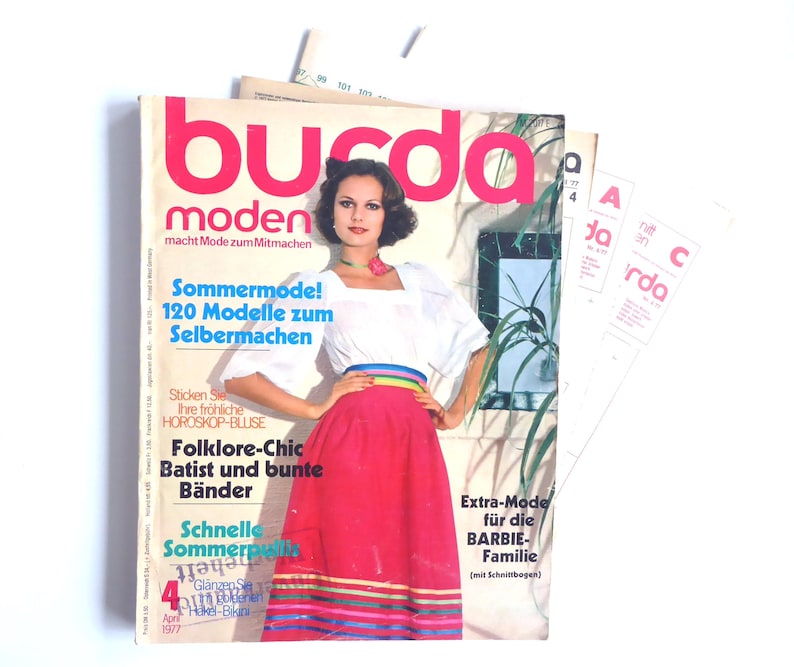 Vintage Burda Moden Magazine magazine 8/1977 sewing pattern booklet April 1977