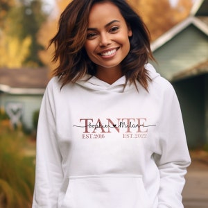 Tante Hoodie personalisiert mit Name, für Tante, Patentante, Geschenk-Idee, Geburtstag, Weihnachten, Geburt, Kapuzen-Pullover, Sweater, Mama