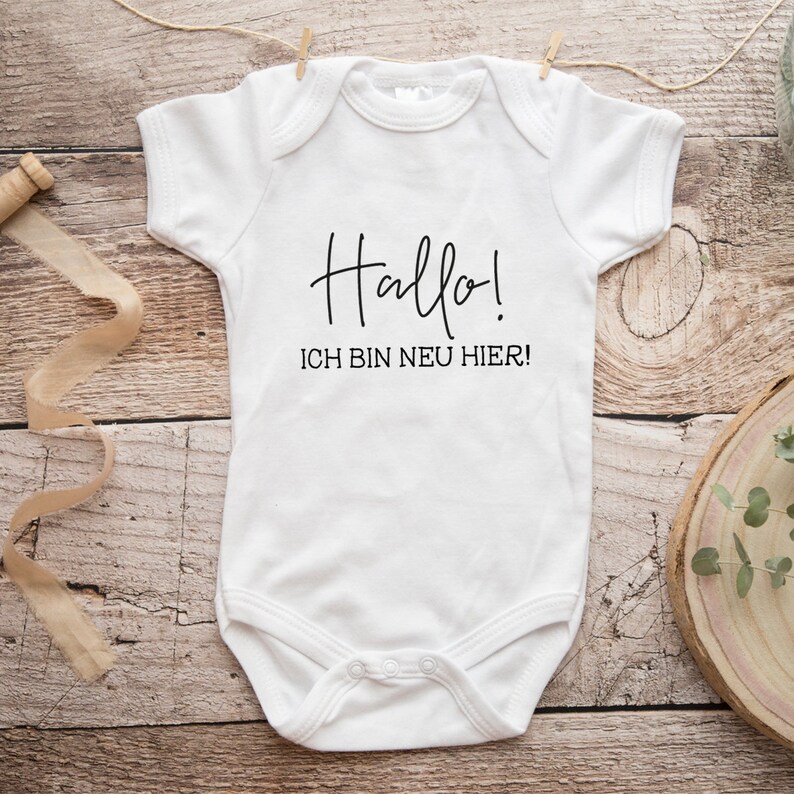 Baby Body Hallo Ich bin neu hier Geschenk zur Etsy.de