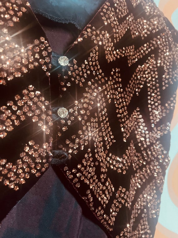 Zig Zag Velvet Missing Button / discount applied … - image 9