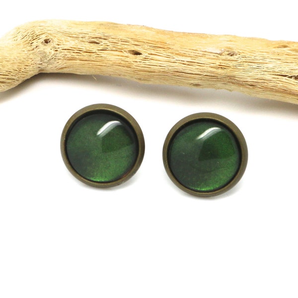 green Cabochon Earring *Runway*, ∞ dark green ear stud ∞ unique gift ideas by CrystalsAndPearlsIH