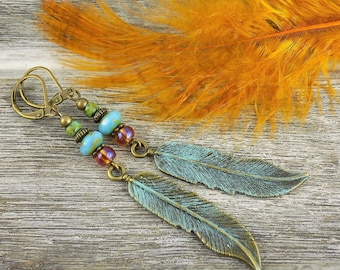 Feder Ohrhänger Bronze Orange Türkis Patina lang Vintagestil Ethno Ohrringe Indianer Boho Natur Festival Geschenk-Idee für Sie Frauen