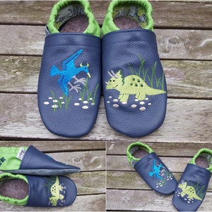 From 29,00 Euro: Lederpuschen "Dinosaurier" Div. Colors / Name incl.