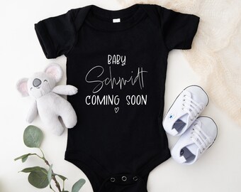 Personalized baby bodysuit with name, short-sleeved baby bodysuit printed with desired name, "Coming Soon" pregnancy announcement, baby gift, baby shirts