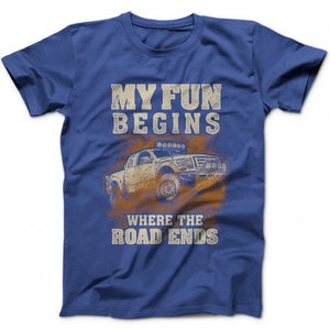 Off Road Jeep Shirt Offroad 4x4 Outdoor T-Shirt Geländewagen Truck Trail V8 US Car My Fun Begins Where The Road Ends Blau (Blue)
