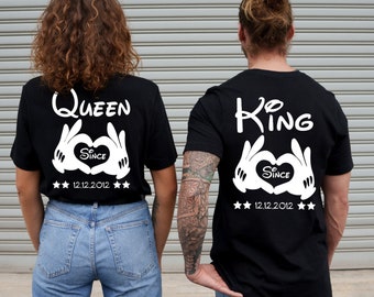 KING und QUEEN Shirts mit Wunschdatum und Händen Pärchenshirts im SET für Paare Valentinstag Ostern Weihnachten