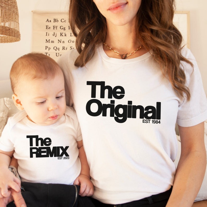 The Original The Remix Vater Sohn Shirt im SET Partnerlook Mama Tochter Outfit Babybody bedruckt personalisiert Vater Sohn Geschenk Vatertag Bild 3