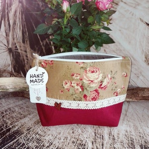 Kosmetiktasche Schminktäschen Kulturtasche Landhaus Blumen Bordeaux Antique Rosen Spitzenband