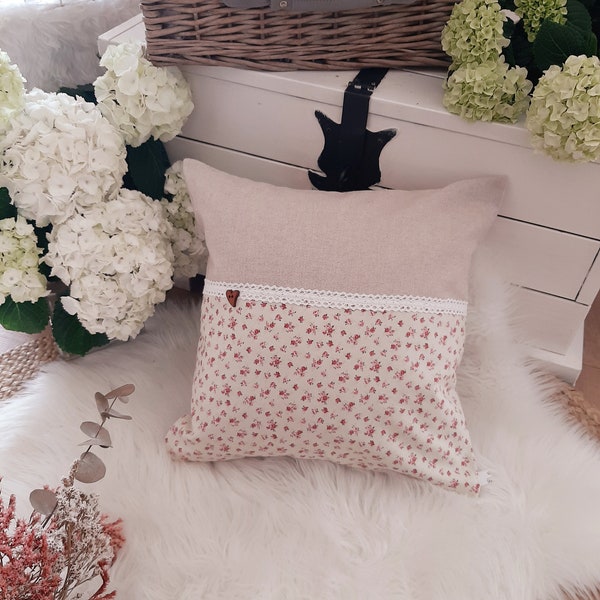Cushion cover/cushion cover decoration pillow ornamental pillow country house cottagebeige nature white pastel green roses lace band nature