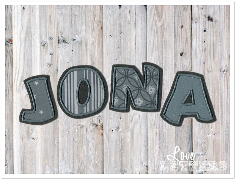 From 6.20 euros: iron-on name, from 3 letters in gray and white image 3