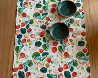 Summer table runner, fruity strawberries