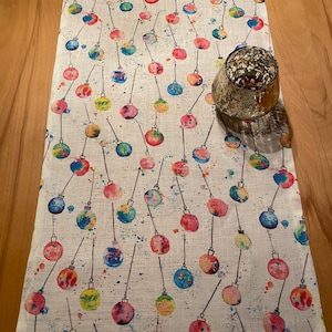 Advent, modern, extravagant table runner with modern Christmas motifs