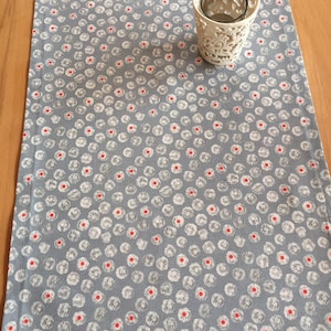 Snowflake, wintry, advent table runner modern design, ice crystals