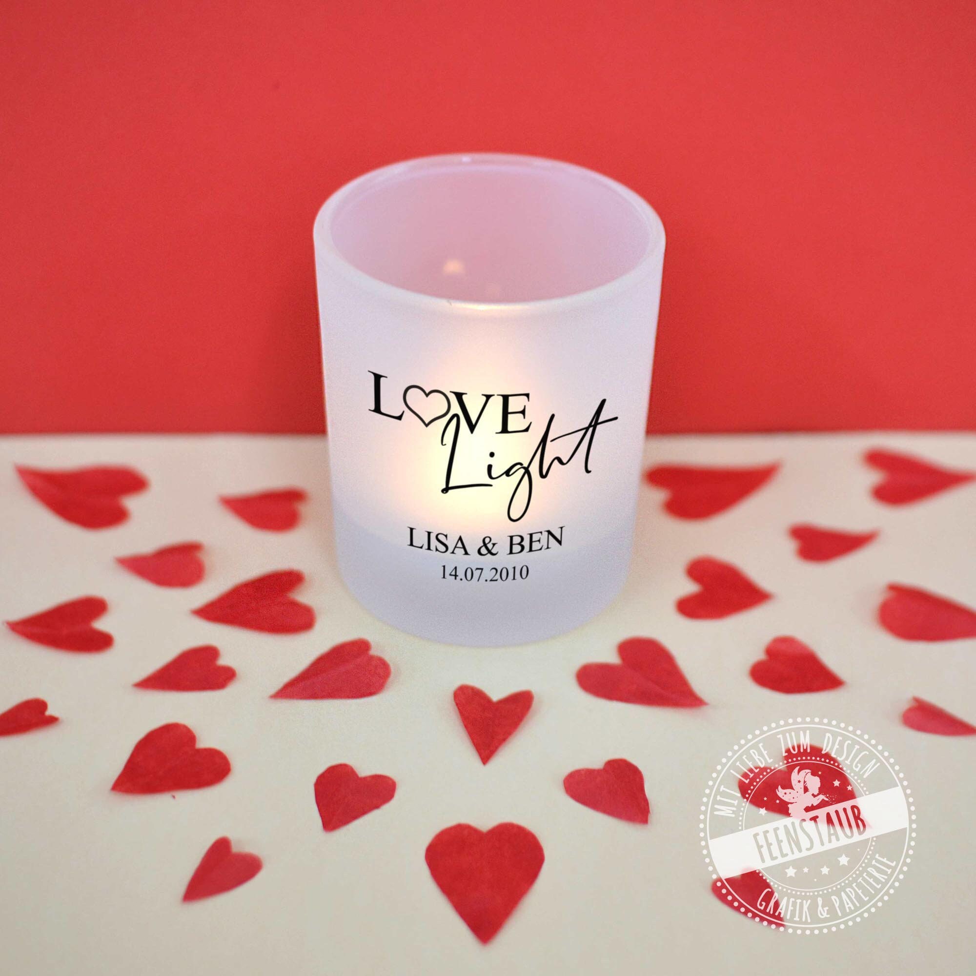 Personalisiertes Windlicht 'In Love' – Aus Kristallglas, Gravur Mit Namen/Datum, 12 Cm Hoch – Geschenk Für Verliebte