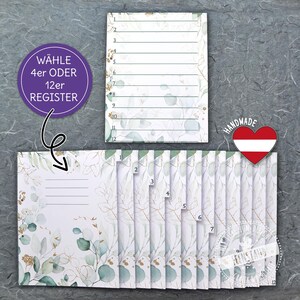 Op de afbeelding: Een set van 12 blanco kaarten met een groen en gouden bloemenontwerp. De kaarten zijn genummerd van 1 tot en met 12. De tekst "WÄHLE 4er ODER 12er REGISTER" staat op een paarse cirkel.