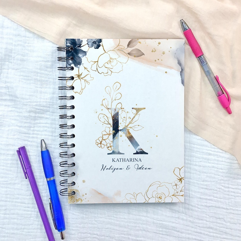 Personalisiertes Notizbuch mit Monogramm, A5 Notizbuch mit Spiralbindung
florales Design