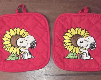 Embroidered Dog Pot Holders Snoopy