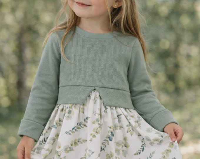 Girly Sweater Eukalyptus von Atelier MiaMia