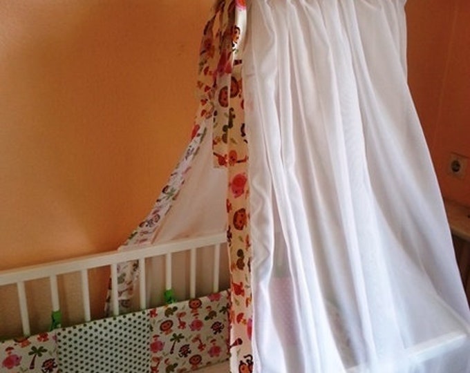 Bed canopy with border and bow by Atelier MiaMia