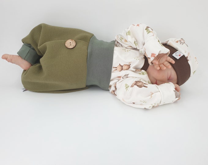 Pump pants with button from Atelier MiaMia