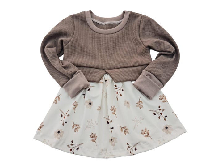 Girly sweater from Atelier MiaMia