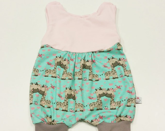 Summer romper, jungle romper, giraffes by Atelier MiaMia