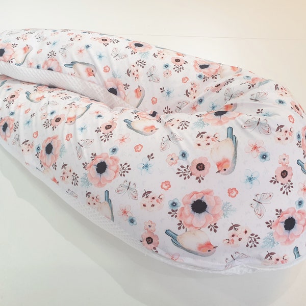 Nursing pillow, cuddly pillow or just the robin cover from Atelier MiaMia