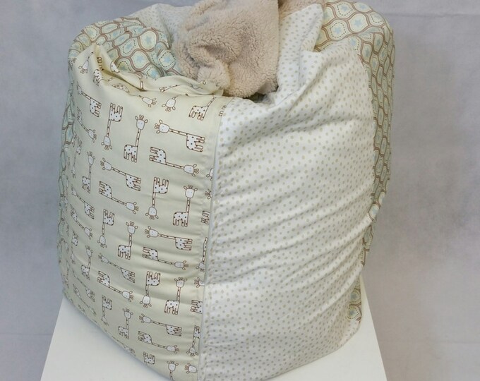 Lounger cushion giraffes and stars, children's bean bag 2 by Atelier MiaMia