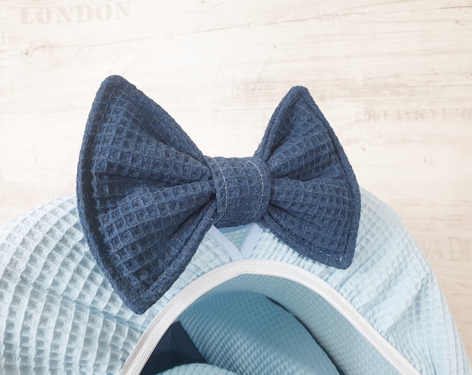Baby seat bow decoration by Atelier MiaMia