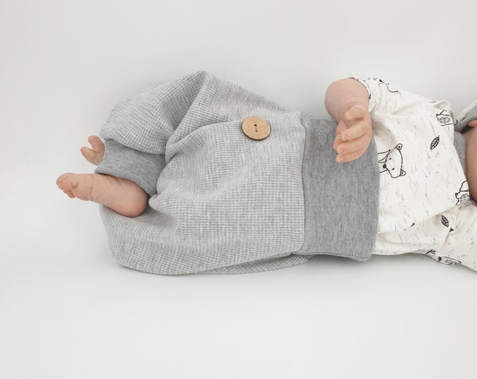 Pump pants with button from Atelier MiaMia