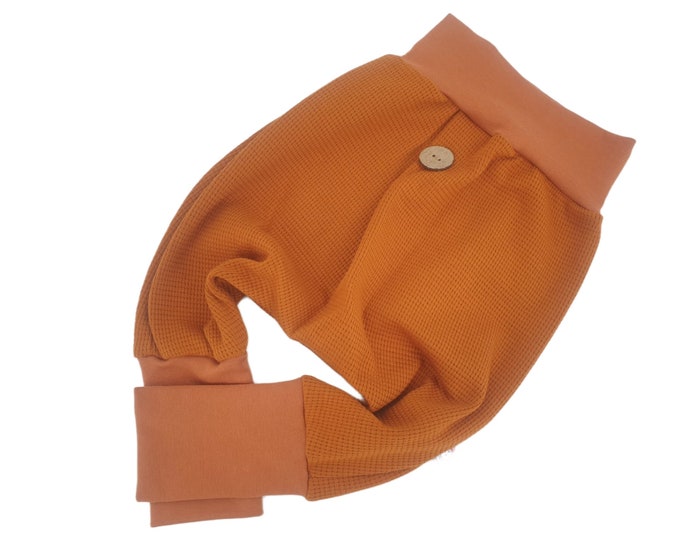 Pump pants with button from Atelier MiaMia