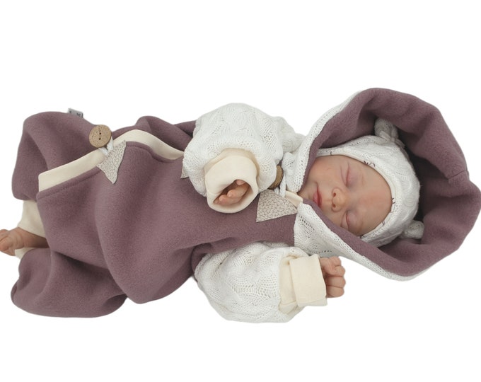 Cuddly suit organic cotton cable knit by Atelier MiaMia